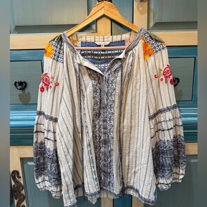 John Mark Boho Embroidered Cream and Blue Peasant Top
